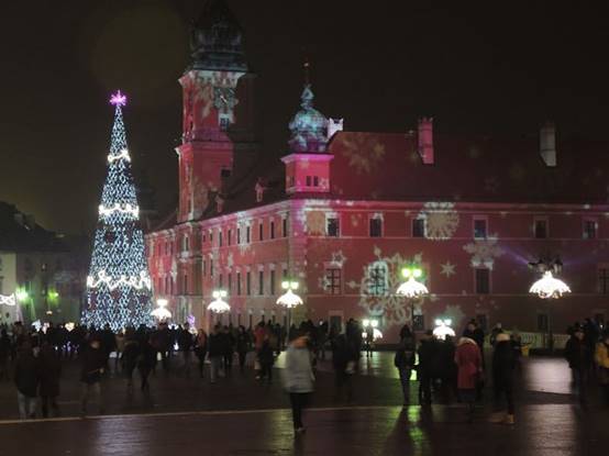 Macintosh HD:Users:PC:Pictures:Libreria di iPhoto.photolibrary:Masters:2015:01:04:20150104-185211:Santa Claus Fly out 272.jpg